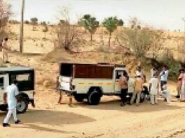 सगे भाइयों ने मिलकर चचेरे भाई के सिर में सरिया मारकर हत्या की