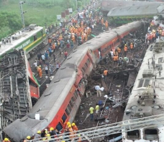 भारत के इतिहास में 5 बड़े ट्रेन हादसे, जिसने सब कुछ खत्म कर दिया! cropped-train-accident-1-sixteen_nine.jpeg