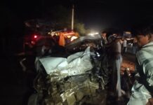 नेशनल हाईवे NH-11 पर दो कारों की भीषण भिड़ंत, 5 की मौत, कई घायल नेशनल हाईवे NH-11 पर दो कारों की भीषण भिड़ंत, 5 की मौत, कई घायल